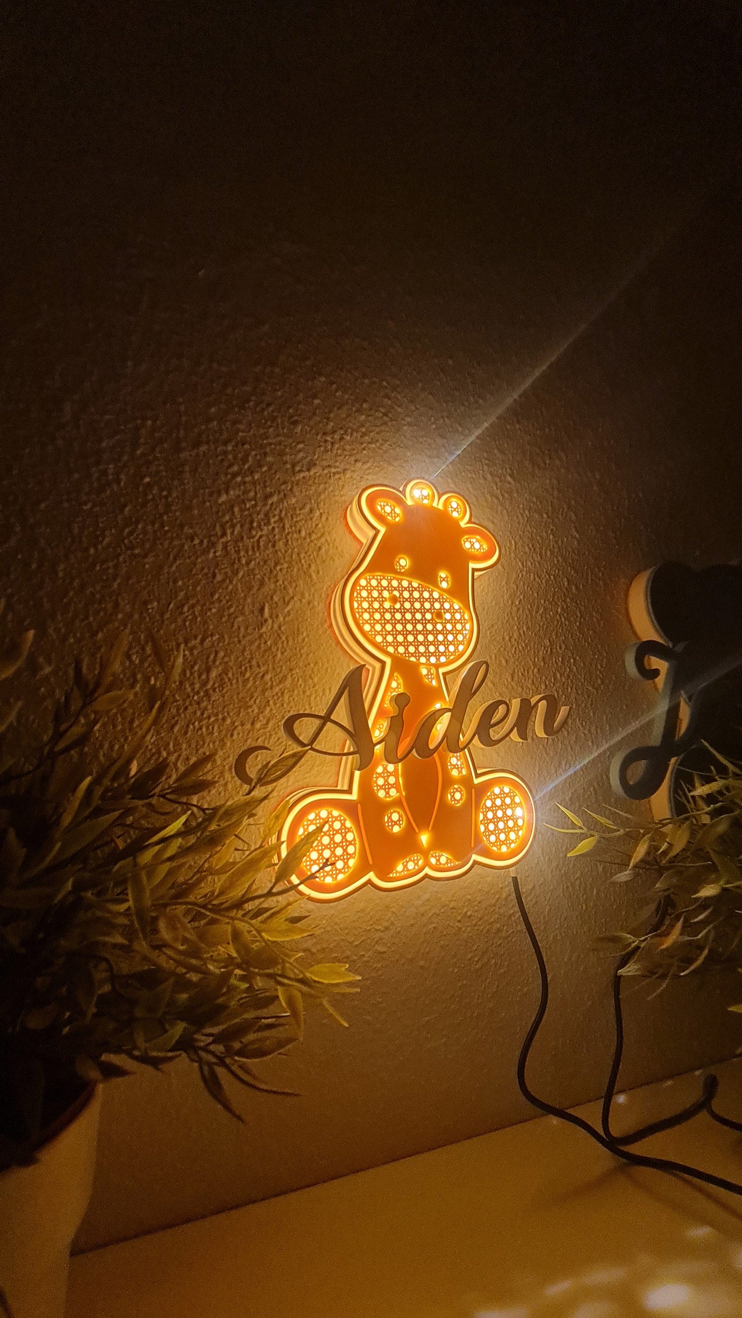 Handmade Rattan-Style Giraffe Wall Light