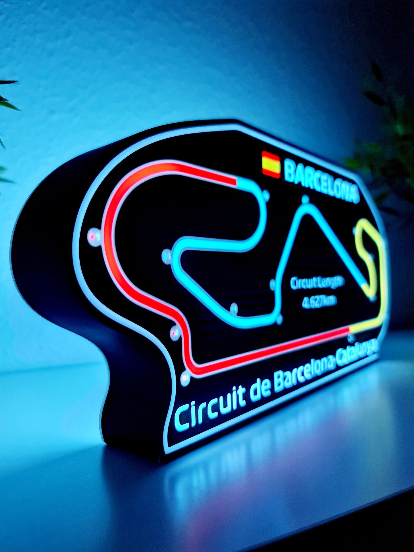 Customizable Race Track Lamp: Bring Any Track to Life, Starting with Barcelona!