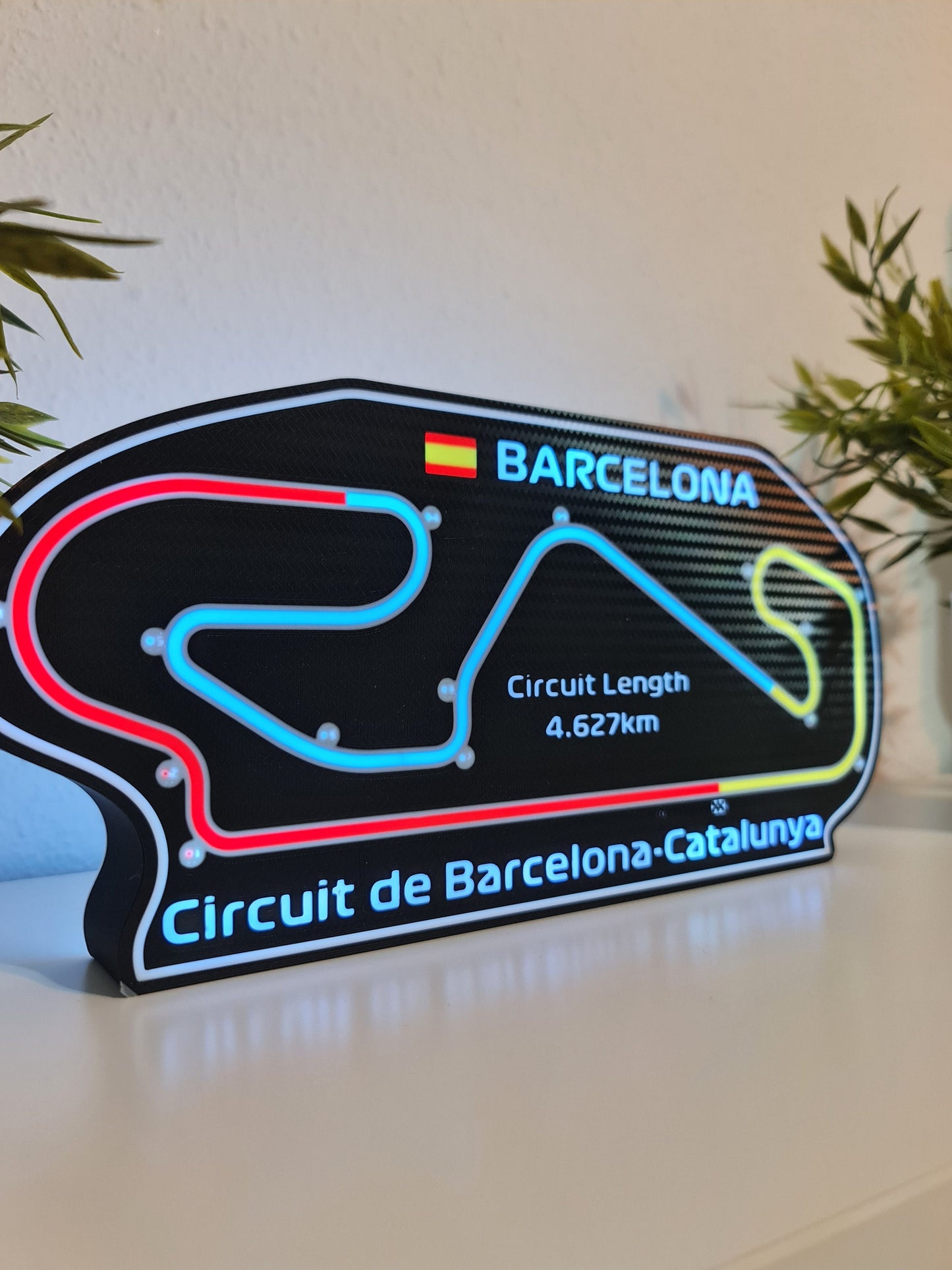 Customizable Race Track Lamp: Bring Any Track to Life, Starting with Barcelona!