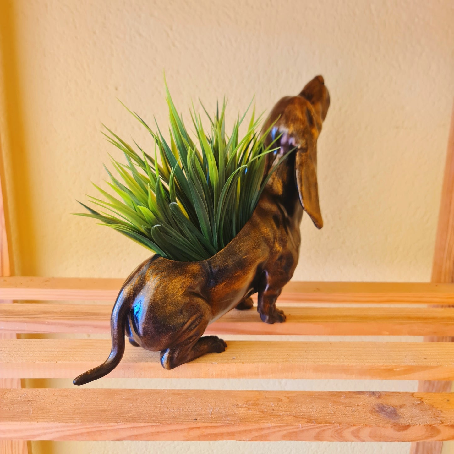 Basset Hound Planter - Capturing Elegance in Stunning Detail