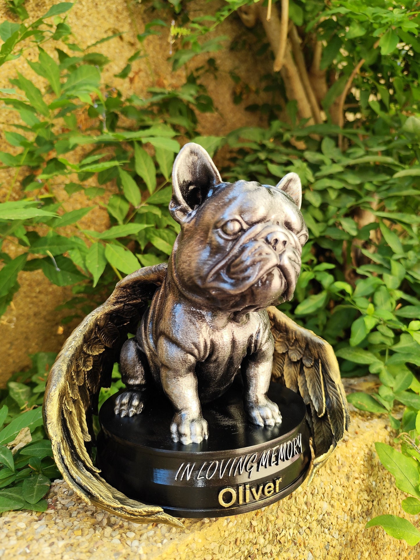 Custom Pet Memorial Statue with Angel Wings – Personalized French Bulldog Tribute