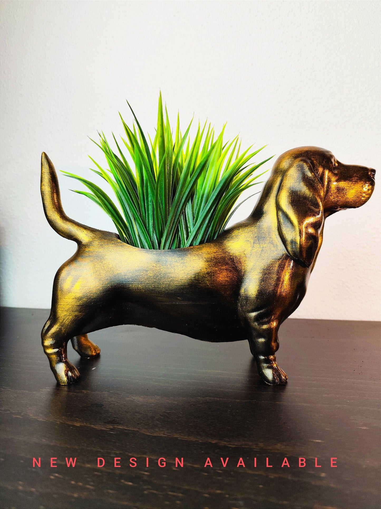 Basset Hound Planter - Capturing Elegance in Stunning Detail